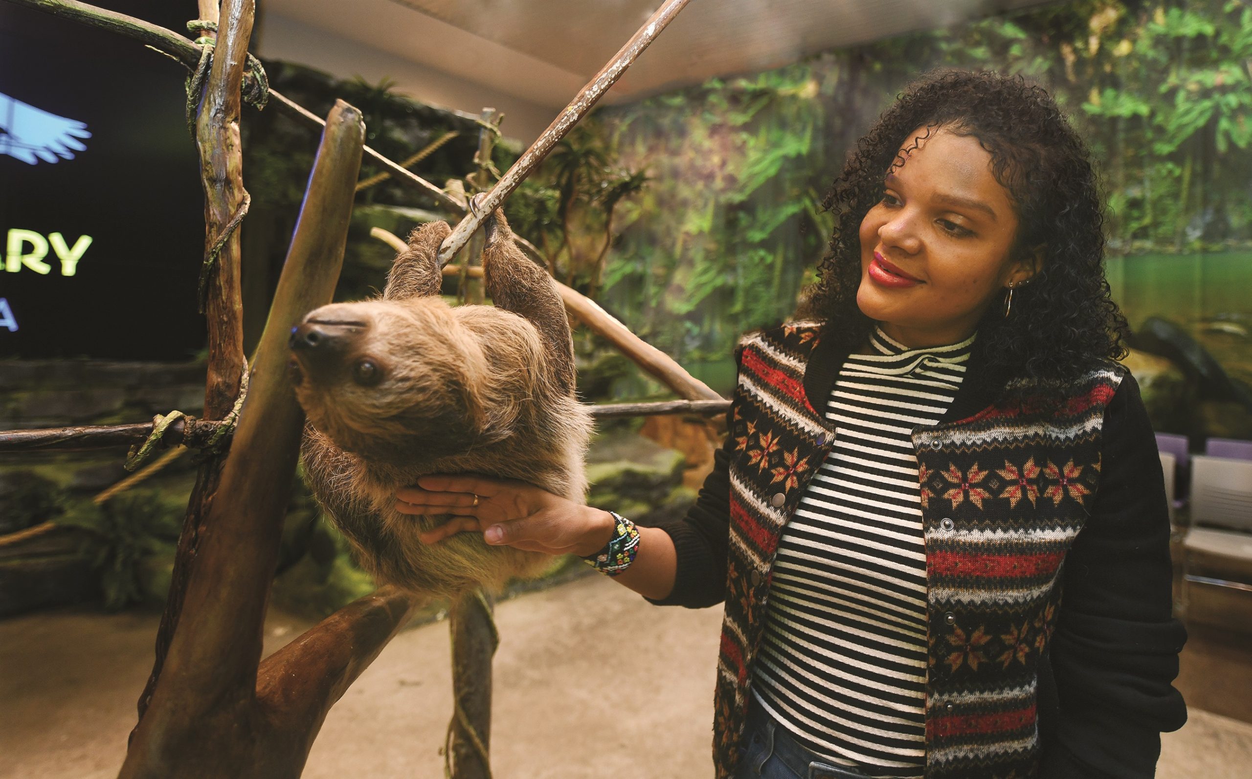 animal-encounters-national-aviary